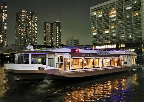 フロンティアルーツ ~東京・横浜・川崎での貸切パーティー専用クルーザー~