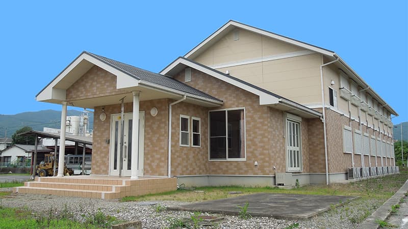 外観 | 女性学校寮